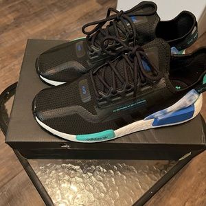 Adidas NMD R1.V2 US MALE SIZE 9